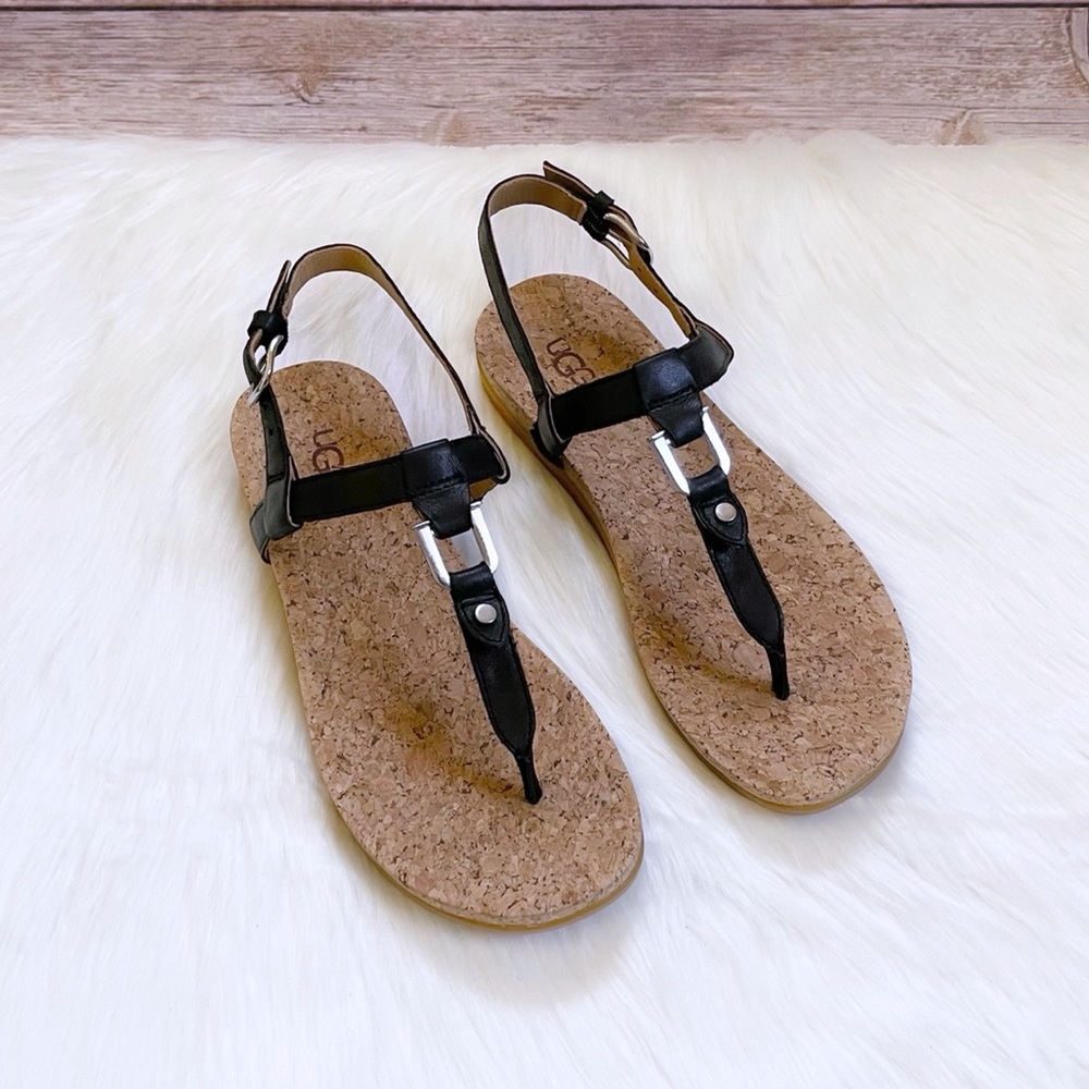 UGG Aleigh Black Leather Thong Strap Sandals - Picture 3 of 6